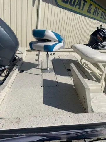 Slide: The Image of Xpress H20B Bay 2012 - 9