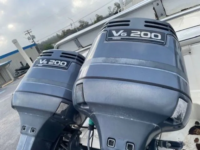 Slide: The Image of Cobia 260 Walk Around 2000 - 15