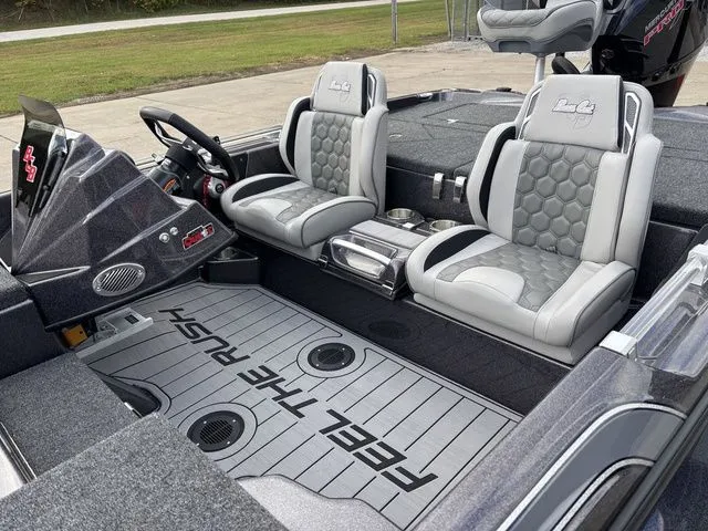 Slide: The Image of Bass Cat Cougar FTD SP 2026 - 17