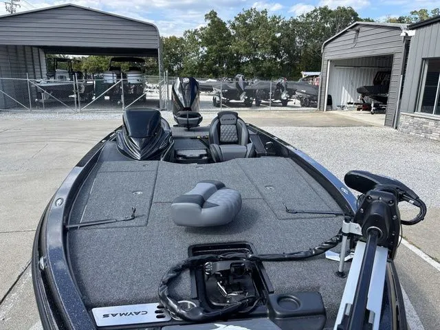 Slide: The Image of Caymas CX 21 PRO 2026 - 11