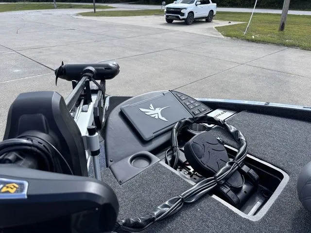 Slide: The Image of Caymas CX 21 PRO 2026 - 13