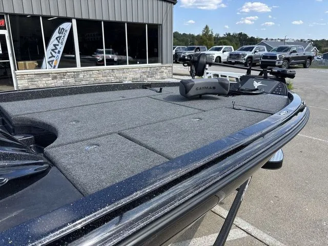 Slide: The Image of Caymas CX 21 PRO 2026 - 9