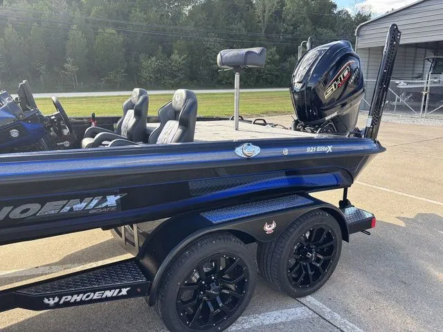 Slide: The Image of Phoenix Bass Boat 921 Elite X 2026 - 18