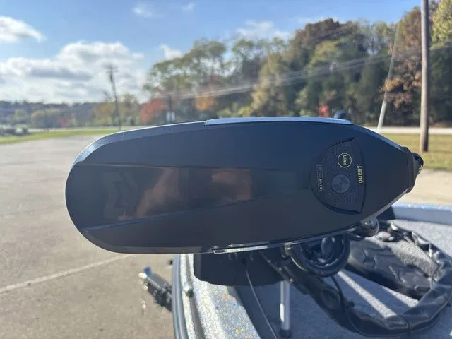 Slide: The Image of Phoenix Bass Boat 818 Pro 2025 - 11