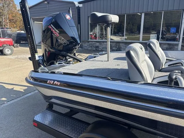 Slide: The Image of Phoenix Bass Boat 818 Pro 2025 - 5
