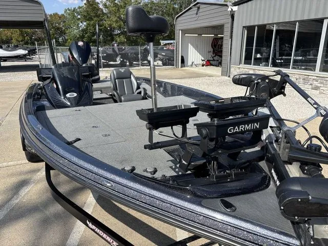 Slide: The Image of Phoenix Bass Boat 20phx 2021 - 12