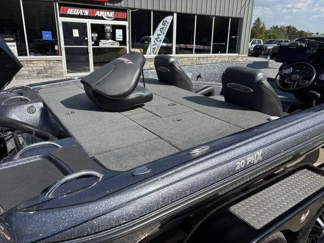 Slide: The Image of Phoenix Bass Boat 20phx 2021 - 5