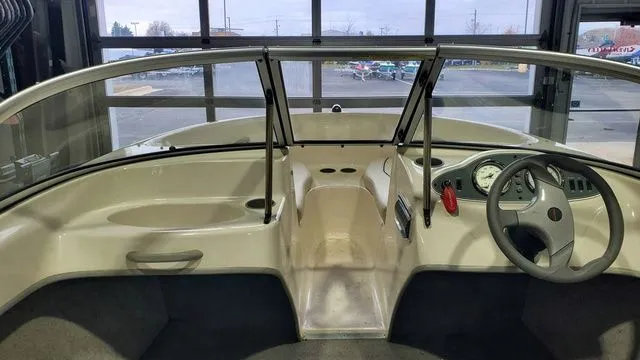 Slide: The Image of Bayliner 160 Bowrider 2013 - 8