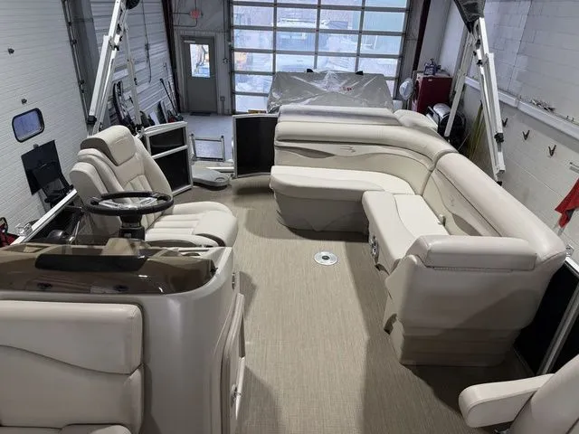 Slide: The Image of Bennington 21 SL 2017 - 10