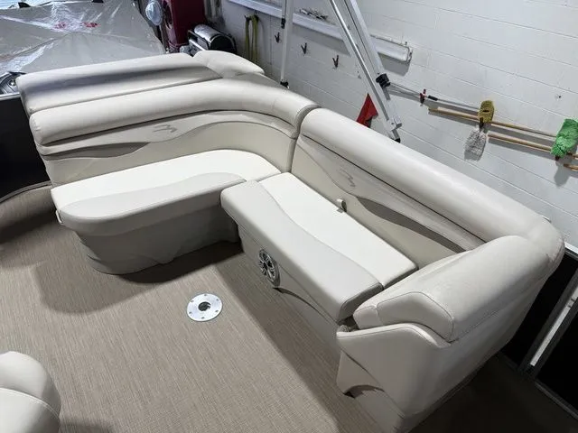 Slide: The Image of Bennington 21 SL 2017 - 14