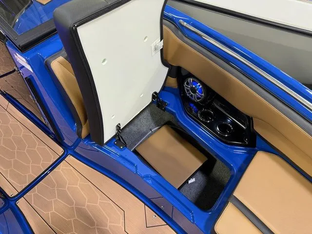 Slide: The Image of Yamaha 255XD 2026 - 28