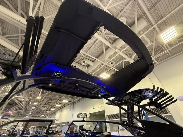 Slide: The Image of Yamaha 255XD 2026 - 33