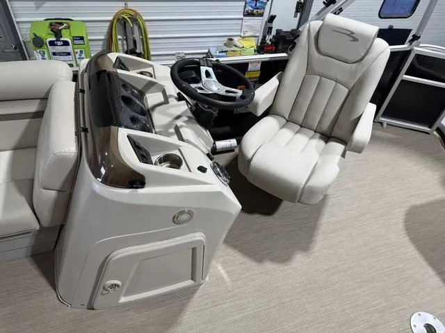 Slide: The Image of Bennington 21 SL 2017 - 11