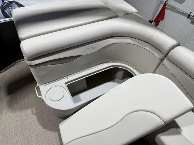 Slide: The Image of Bennington 21 SL 2017 - 16