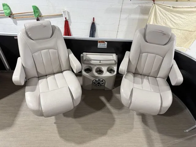 Slide: The Image of Bennington 21 SL 2017 - 9