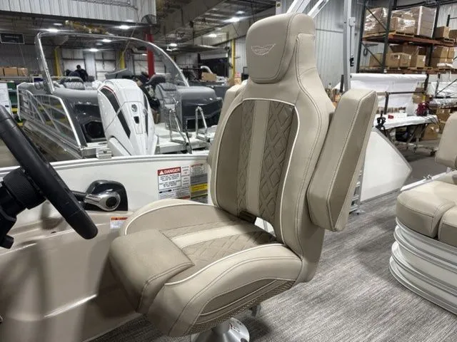 Slide: The Image of Bennington M Swingback 22 MSB 2026 - 9