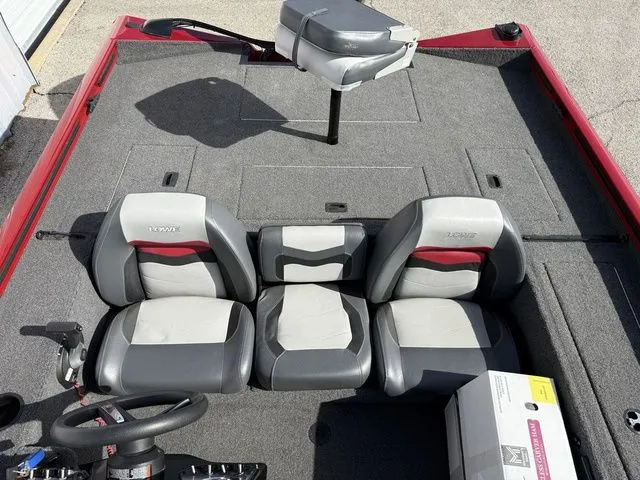 Slide: The Image of Lowe Stinger 178 2019 - 27