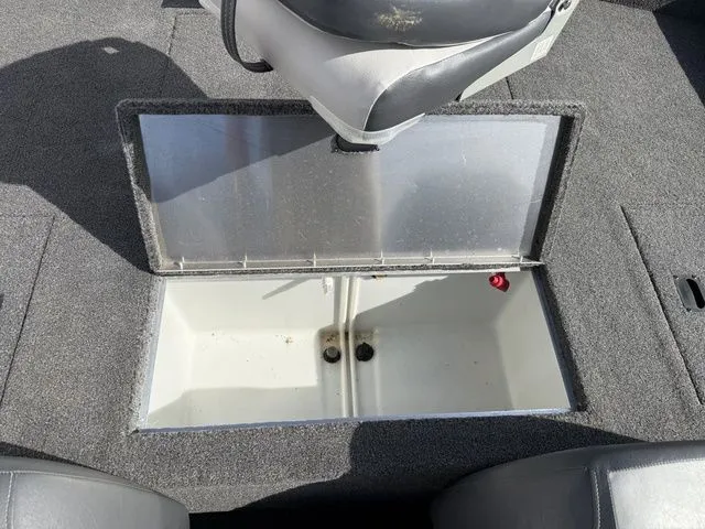 Slide: The Image of Lowe Stinger 178 2019 - 28