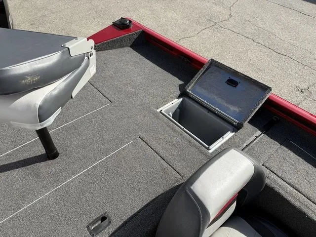 Slide: The Image of Lowe Stinger 178 2019 - 29