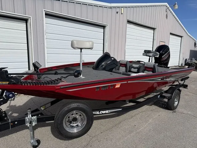 Slide: The Image of Lowe Stinger 178 2019 - 8