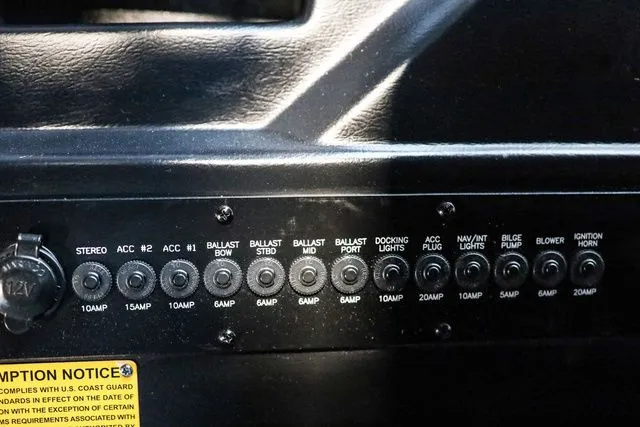 Slide: The Image of Axis Wake Research T22 2014 - 33