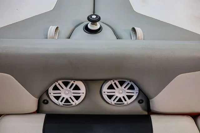 Slide: The Image of Axis Wake Research T22 2014 - 36