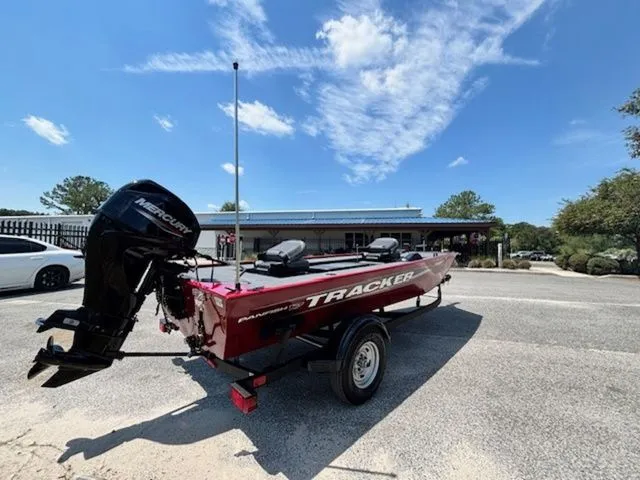 Slide: The Image of Tracker Panfish 17 2025 - 8