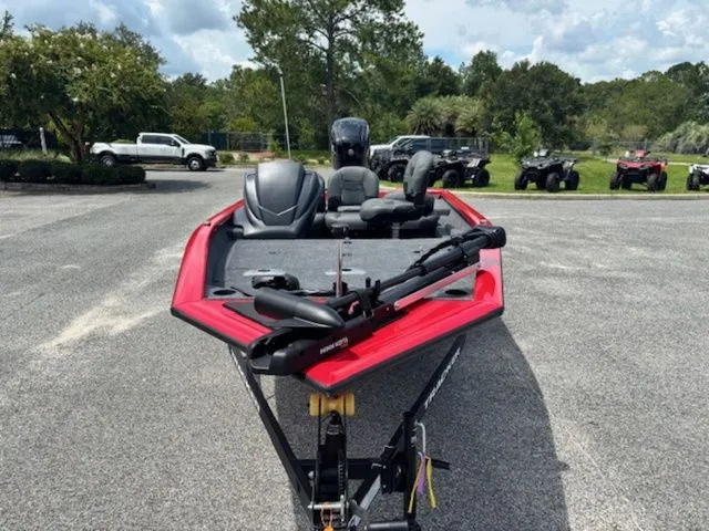 Slide: The Image of Tracker Pro Team 175 Crappie Edition 2026 - 3