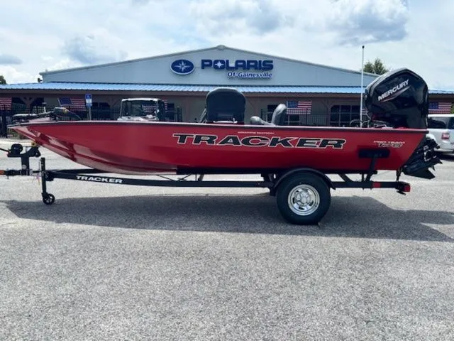 Slide: The Image of Tracker Pro Team 175 Crappie Edition 2026 - 5