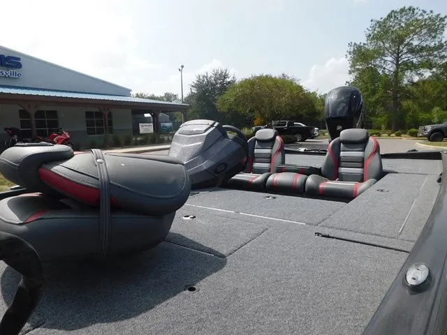 Slide: The Image of Ranger RT178C 2024 - 10