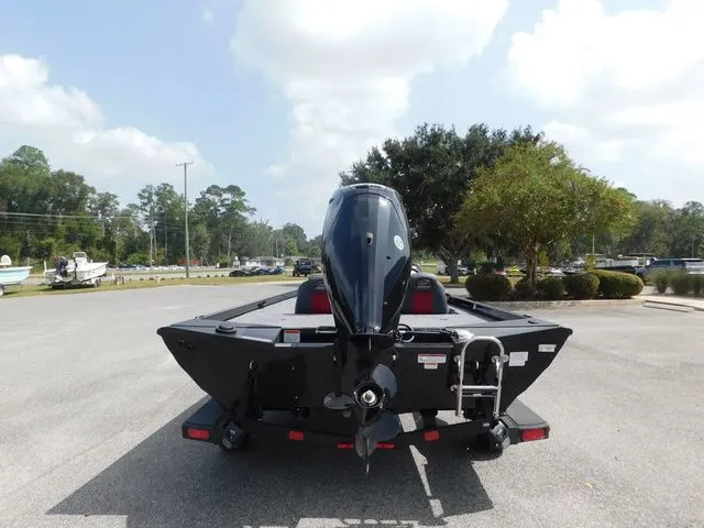 Slide: The Image of Ranger RT178C 2024 - 4