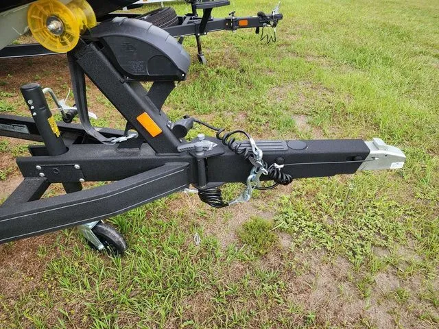 Slide: The Image of Ranger Z519 2024 - 18