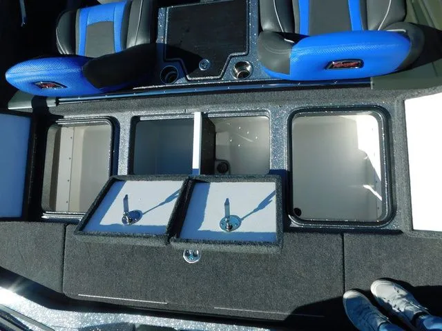 Slide: The Image of Ranger Z518 2024 - 10