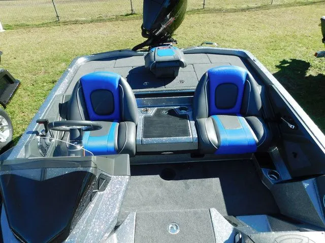 Slide: The Image of Ranger Z518 2024 - 19