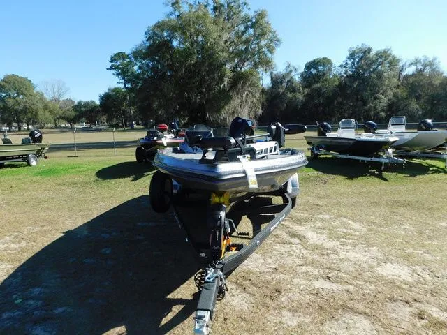 Slide: The Image of Ranger Z518 2024 - 8