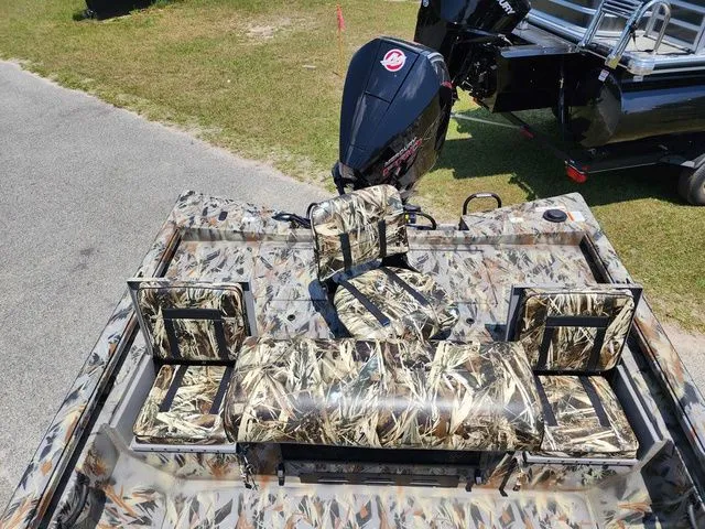 Slide: The Image of Ranger RB210 2024 - 13