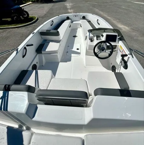 Slide: The Image of Tahoe T18 2025 - 9