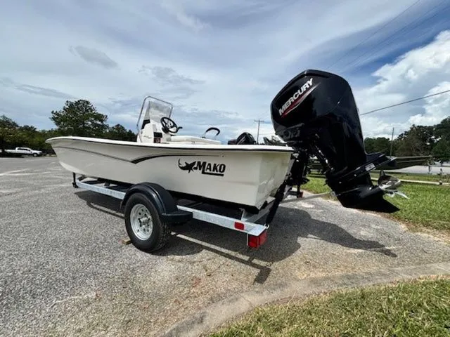 Slide: The Image of Mako Pro Skiff 17 CC 2026 - 6