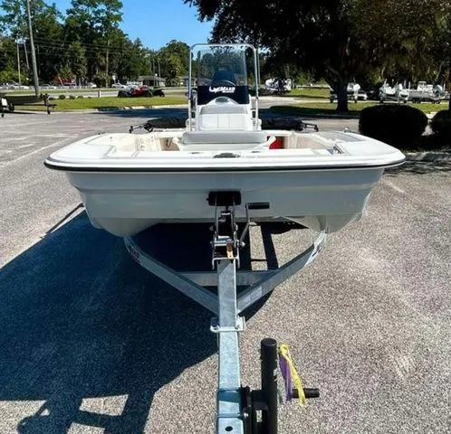 Slide: The Image of Mako Pro Skiff 15 CC 2026 - 3