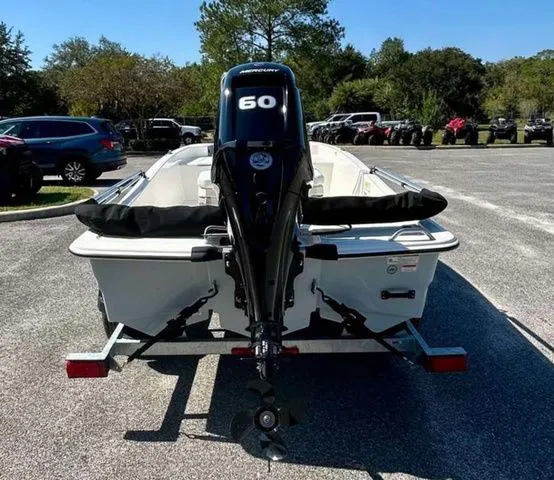 Slide: The Image of Mako Pro Skiff 15 CC 2026 - 7