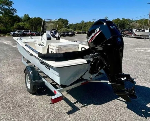 Slide: The Image of Mako Pro Skiff 15 CC 2026 - 8