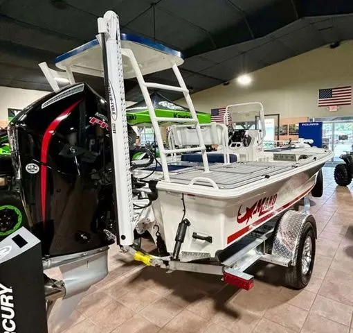 Slide: The Image of Mako 18 Pro Skiff Patriot Edition 2026 - 6
