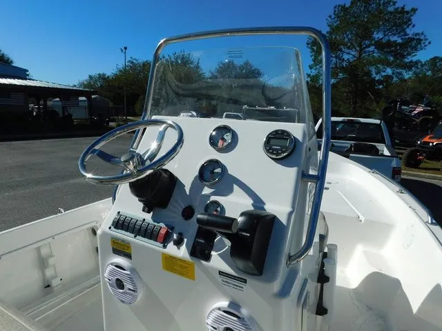 Slide: The Image of Key West 1720 Center Console 2025 - 8