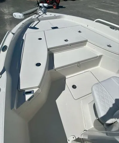 Slide: The Image of Ranger 2510 Bay 2024 - 12