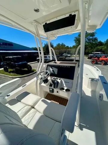 Slide: The Image of Ranger 2510 Bay 2024 - 9