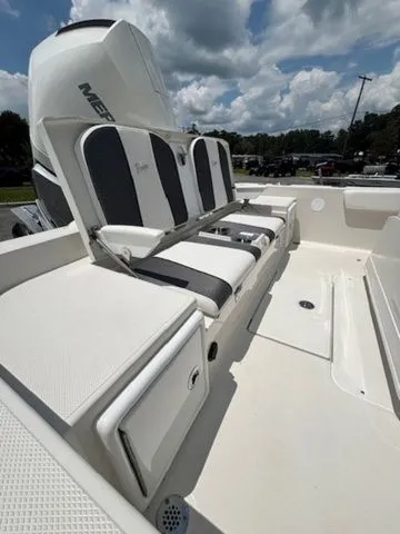 Slide: The Image of Ranger 2360 Bay 2026 - 10