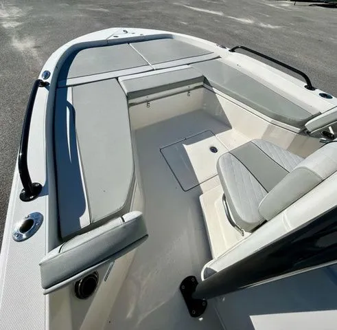 Slide: The Image of Ranger 2360 Bay 2026 - 20