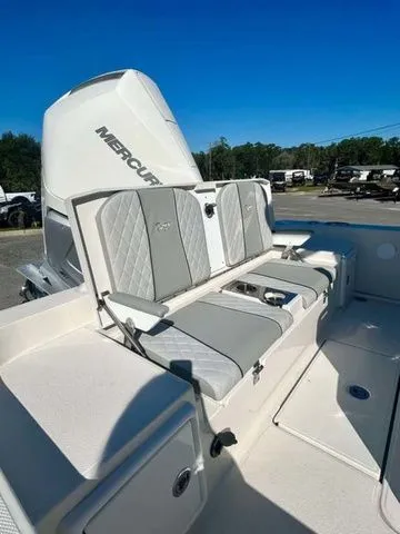 Slide: The Image of Ranger 2360 Bay 2026 - 9