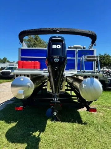 Slide: The Image of Sun Tracker Party Barge 16 DLX 2026 - 6