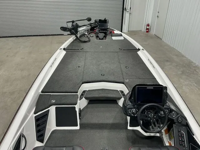 Slide: The Image of Skeeter ZXR21 2022 - 11